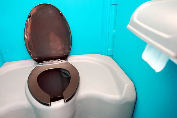 Best Portable restroom trailer rental  in Hawthorne, NJ